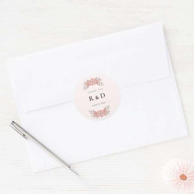 Adesivo Redondo Customized Initials Blush Garden Wedding Favor (Envelope)