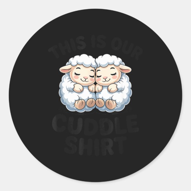 Adesivo Redondo Cute Lamb Couple This Is Our Cuddle  (Frente)