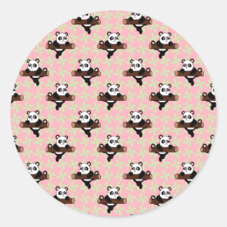 Adesivo Redondo Cute Panda Pattern on Pink – Kawaii Seamless