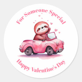 Adesivo Redondo Cute Sloth in a Pink Convertible Valentine's Day