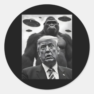 Adesivo Redondo Cute Trump Pé Grande Selfie Com Ufos Estranho Fu A