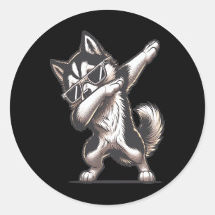 Adesivo Redondo Dab Alaskan Rouco Dancing Dabbing Dog