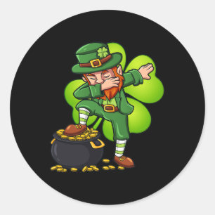 Adesivo Redondo Dabbing Leprechaun with Clover Dia de São Patrício