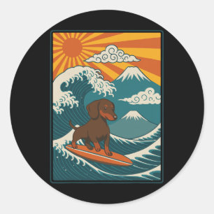 Adesivo Redondo Dachshund Surfando Onda Japonesa Cachorro Salsicha