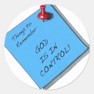 ADESIVO REDONDO DEUS ESTÁ NO MEMÓRIA DE CONTROLO