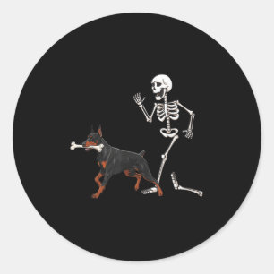 Adesivo Redondo Dia de as Bruxas engraçado Doberman Nscher E Skele