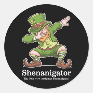 Adesivo Redondo Dia de São Patrício Shenanigator Dabbing Leprechau