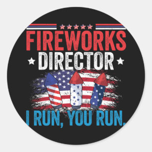 Adesivo Redondo Dia do diretor do Fireworks Eu o executo 4 de julh