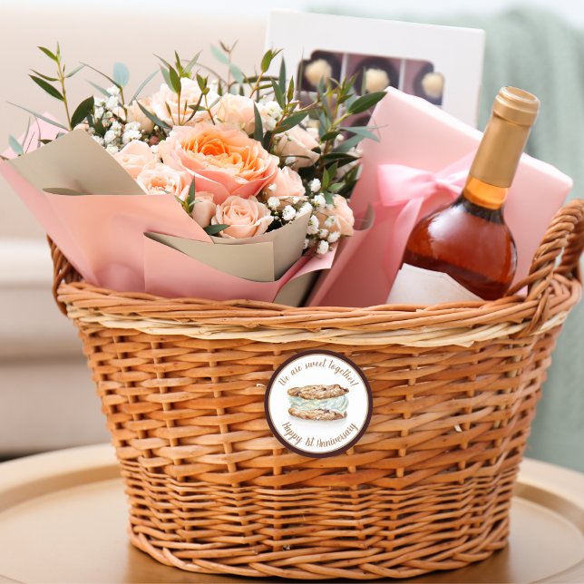 Adesivo Redondo Doce Sorvete Sanduíche Feliz 1º Aniversário  (Criador carregado)