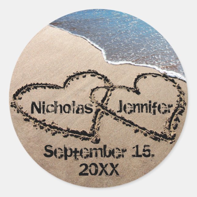 Adesivo Redondo Dois Corações Nos Vedantes De Areia (Frente)