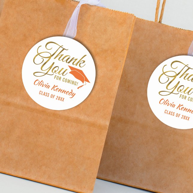 Adesivo Redondo Dourado Obrigado Por Vir Festa de formatura Laranj (Gold Thank You For Coming Orange Graduation Party Classic Round Sticker
)
