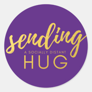 Adesivo Redondo Dourado roxo enviando um Hug socialmente distante