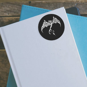 Adesivo Redondo Dragão Tribal Celta em Entrelaçamento Preto Branco