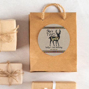 Adesivo Redondo Duas Garotas Selvagens segundo aniversário De Vea