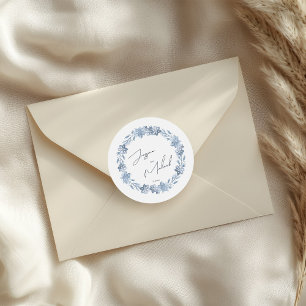 Adesivo Redondo Dusty Blue Floral Chic Script Tema de inverno Casa