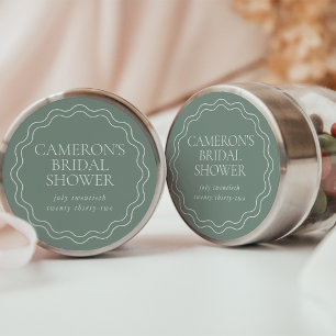 Adesivo Redondo Dusty Sage Borda Ondulada de Conchas para Chá de