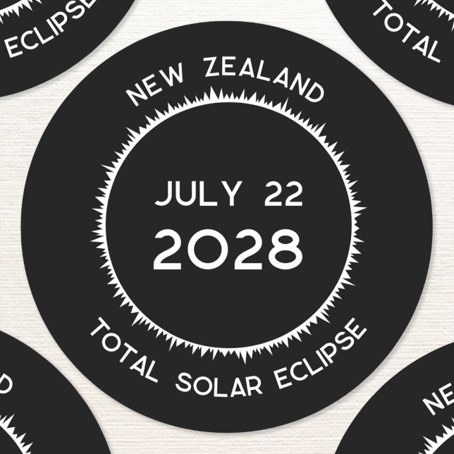 Adesivo Redondo Eclipse Solar Total 2028 Nova Zelândia (Total solar eclipse july 22nd 2028 New Zealand custom text sticker)