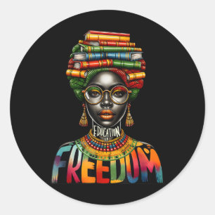Adesivo Redondo Educação é Liberdade Menina Negra Livros Histórico