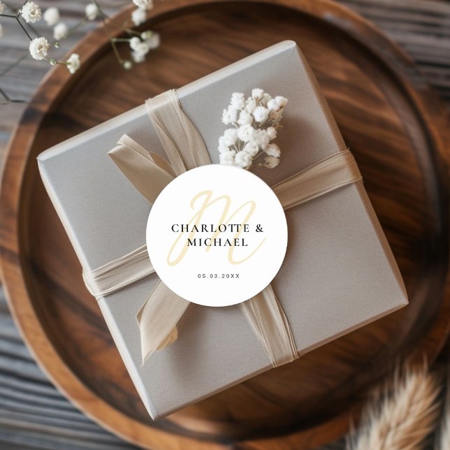 Adesivo Redondo Einfach, elegant, Monogramm (Simple, elegant, monogram classic round sticker with your name and date.)