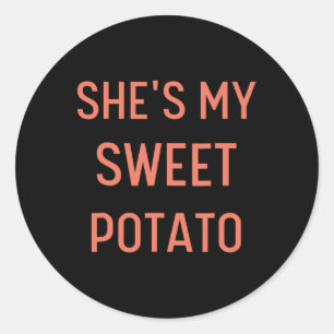 Adesivo Redondo Ela é a minha batata doce, eu sou Casal, Ação de G
