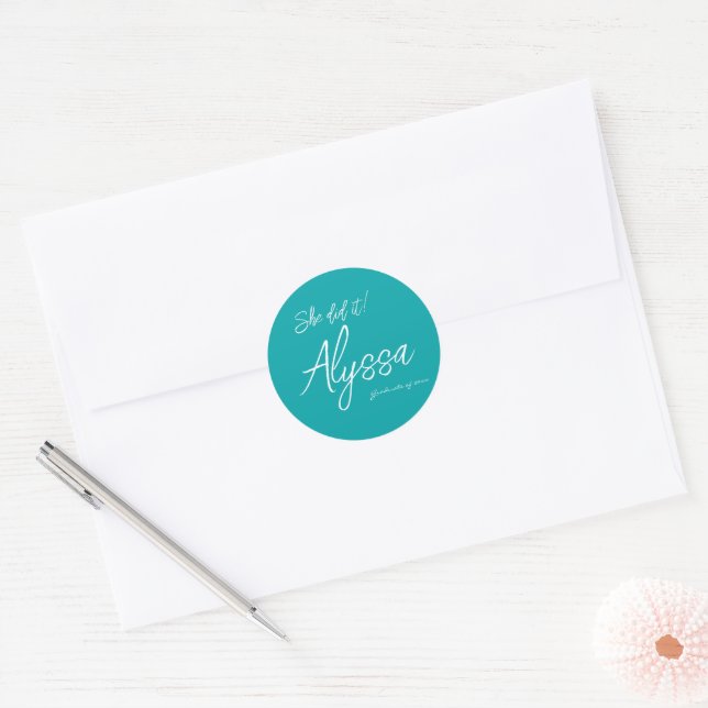 Adesivo Redondo Elegant Teal Graduation Party She Did It (Envelope)