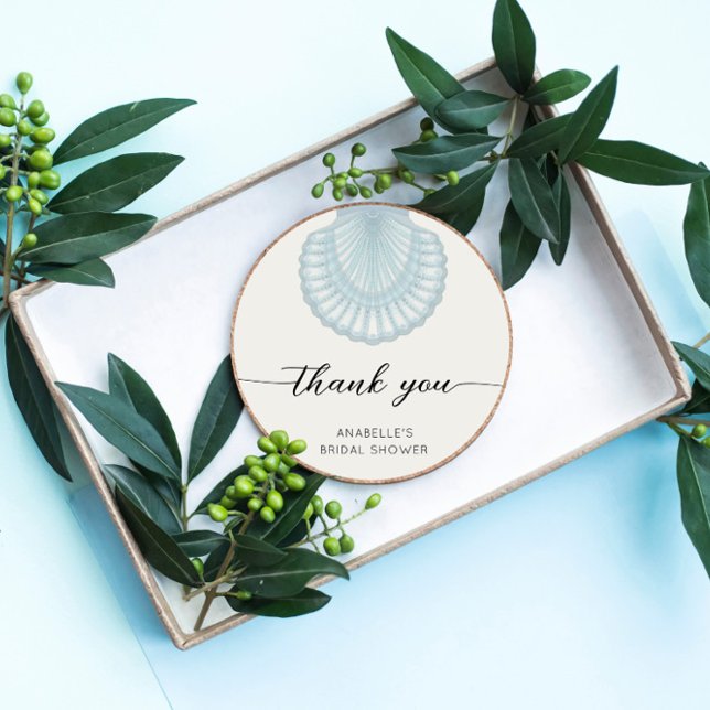 Adesivo Redondo Elegante Chuva Nupcial de Conchas em Aquarela Azul (Criador carregado)