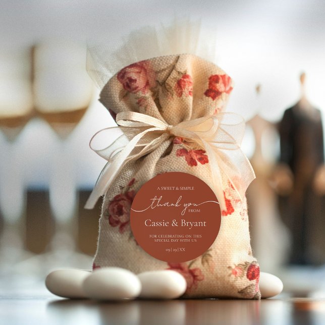Adesivo Redondo Elegante Moderno Terracotta Boho Casamento Obrigad (Simple Rustic Terracotta Wedding Thank You Stickers with Calligraphy Script)