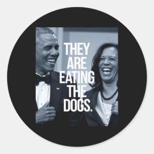 Adesivo Redondo Eles Estão Comendo Os Cães Apoiando O Presidente K
