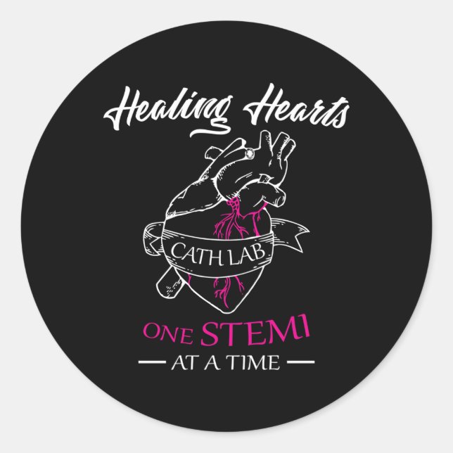 Adesivo Redondo Enfermeira do Cath Stemi Cardiopatias Curando Ele (Frente)