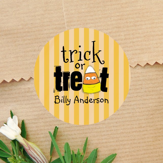 Adesivo Redondo Engraçado Candy Corn Halloween (Halloween trick or treat custom sticker)
