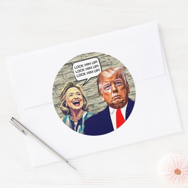 Adesivo Redondo Engraçado Hillary Diz Trump Up (Envelope)