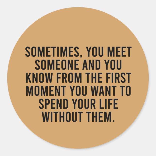 Adesivo Redondo Engraçado Sarcástico Introduz Humor Dizendo (Frente)