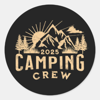 Adesivo Redondo Equipe de Acampamento 2025 Amante de Acampamento A