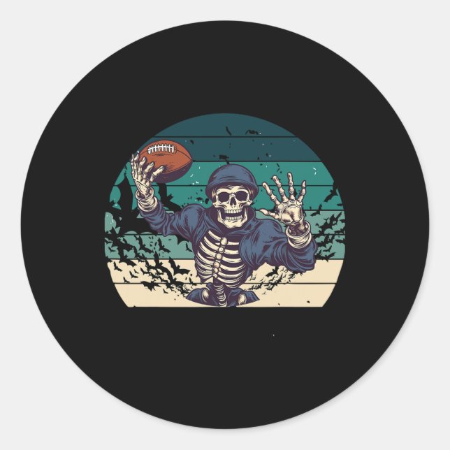 Adesivo Redondo Esqueleto de Halloween do Retro de Futebol (Frente)