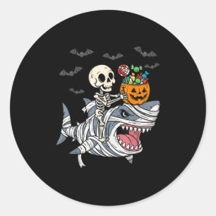 Adesivo Redondo Esqueleto Montando Múmia Tubarão Halloween Meninos