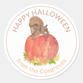 Adesivo Redondo Esquilo de Halloween bonito na abóbora