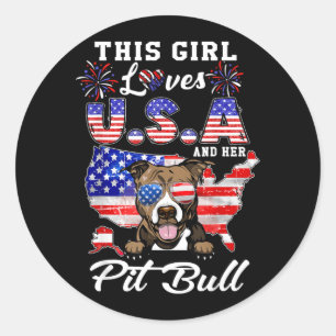 Adesivo Redondo Esta Garota Ama EUA e Cachorro 4 de Julho Pit Bull