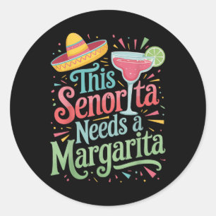 Adesivo Redondo Esta Senhorita Precisa De Uma Margarita
