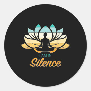 Adesivo Redondo Estou Em Silêncio Yoga Meditação Silenciosa Paz Tr