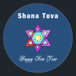 Adesivo Redondo Estrela judaica Shana Tova<br><div class="desc">A estrela judaica de Shana Tova caracteriza a estrela de David hebréia do vitral do estilo e o cumprimento ensolarado por um feliz ano novo.</div>