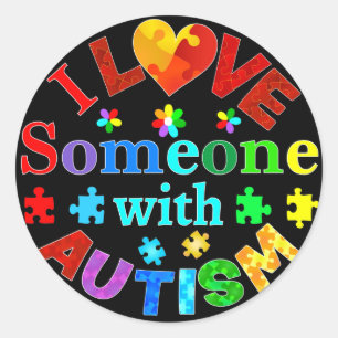 Adesivo Redondo Eu amo alguém com AUTISM
