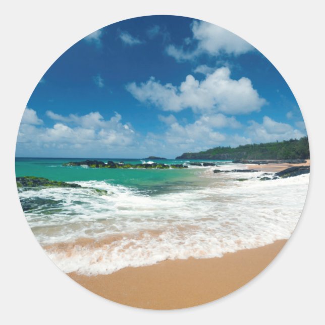 Adesivo Redondo EUA, Kauai, Havaí. Uma Mulher Enrola As Rochas (Frente)