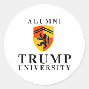 Adesivo Redondo Ex-alunos da Universidade Trump --.png