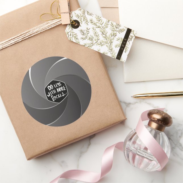 Adesivo Redondo Faça menos com mais foco (Presentear)