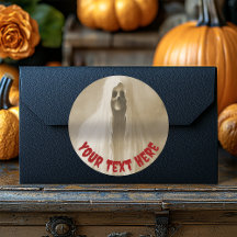 Fantasma Vintage Enrolado em uma Folha de Cama de 