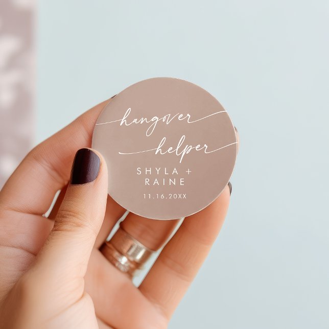 Adesivo Redondo Favor do Auxiliar de Taupe Neutro Boho Chic (Boho Chic Neutral Taupe Hangover Helper Favor Classic Round Sticker)