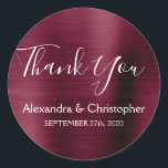 Adesivo Redondo Favor do Casamento Purple Burgundy Obrigado<br><div class="desc">Púrpura Burgundy, Favor Do Selo Foil Obrigado Sticker. Este adesivo pode ser personalizado para incluir seu nome e data de casamento e ser usado para selar seus convites de casamento ou bolsas de favor. Este adesivo de sela de casamento de Cranberry Marsala faz parte da coleção de ouro de rosa....</div>