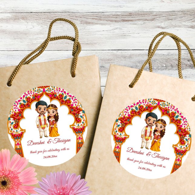 Adesivo Redondo Favor do doce caricatura do casamento da Índia do  (Tamil South Indian wedding cute caricature bridal couple thank you favor Sticker)