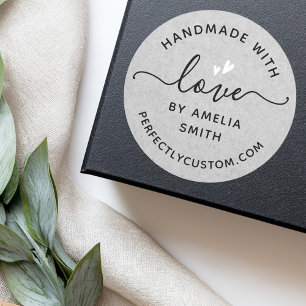 Adesivo Redondo Feita à mão com coração de amor Nome URL cinza