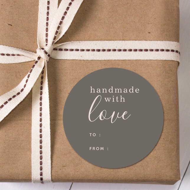 Adesivo Redondo Feito à mão com amor marrom personalizado (Criador carregado)